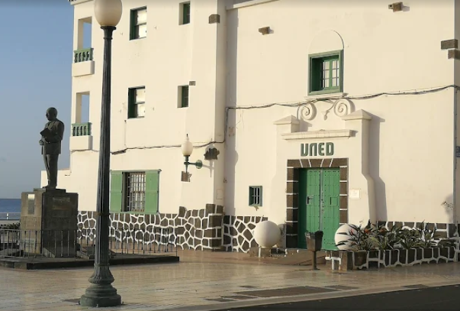 Uned